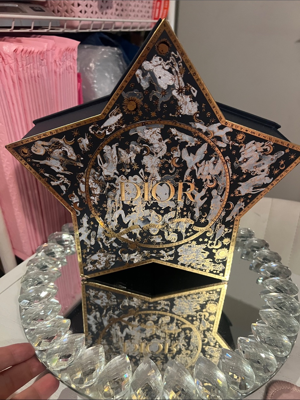 Dior Star-Shaped Box & Harvest Moon Cakes